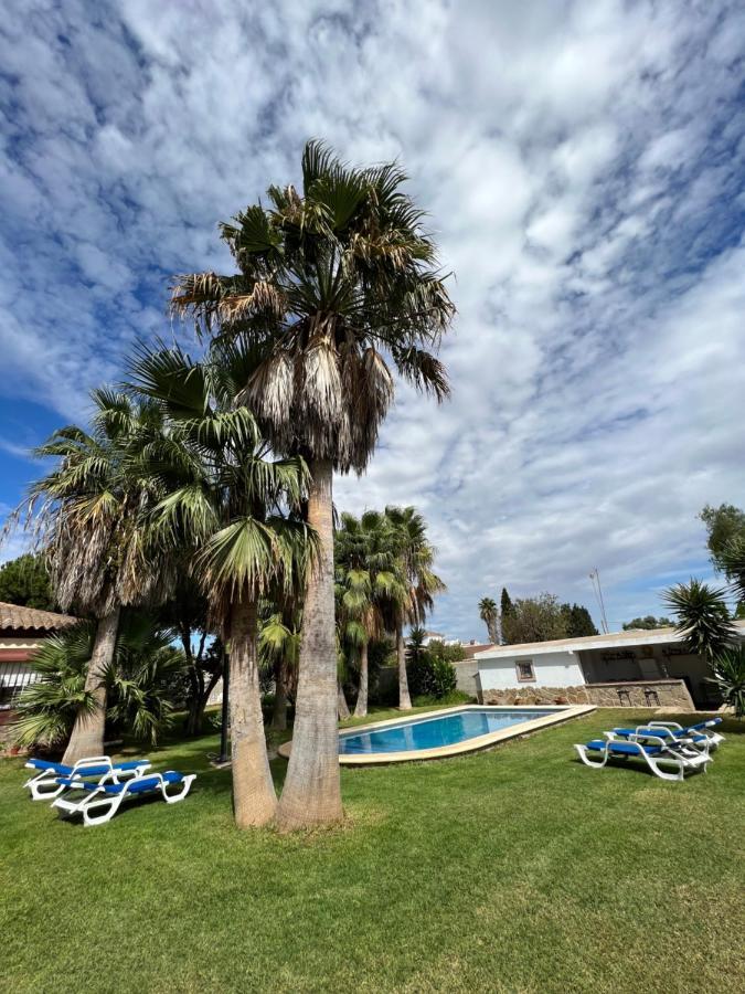 Chalet En La Barrosa, Piscina+Bbq+Grifo De Cerveza 奇克拉纳－德拉弗龙特拉 外观 照片